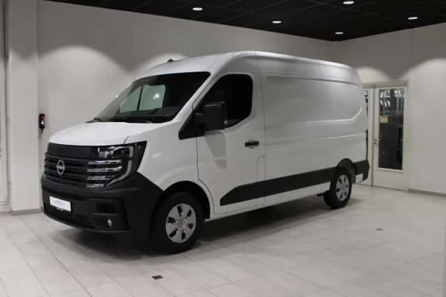 Nissan Interstar (2026) thumbnail 2