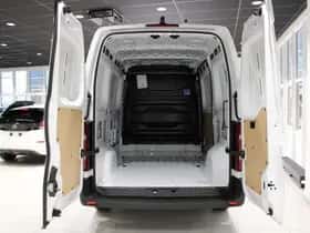 Nissan Interstar (2026) thumbnail 8