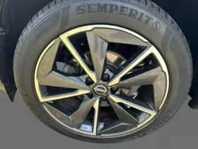 Nissan Qashqai (2023) thumbnail 8