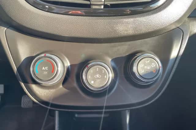Opel Karl (2015) thumbnail 24