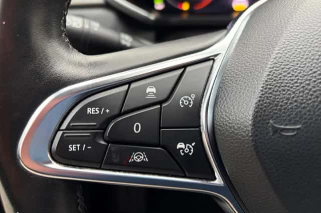 Renault Captur (2021) thumbnail 18
