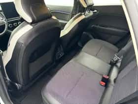 Renault Captur (2021) thumbnail 27