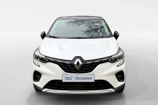 Renault Captur (2021) thumbnail 7