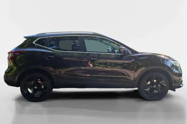 Nissan Qashqai (2021) thumbnail 4