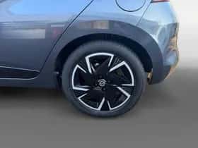 Nissan Micra (2022) thumbnail 8