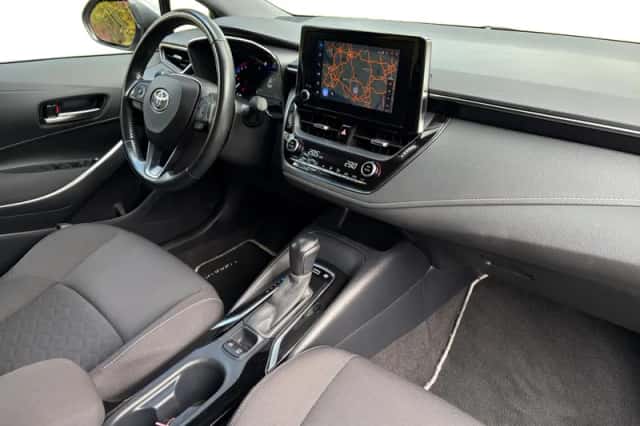 Toyota Corolla (2022) thumbnail 8