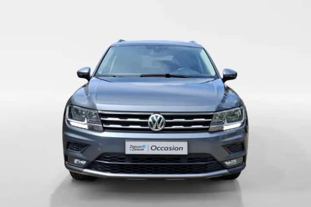 Volkswagen Tiguan (2018) thumbnail 2