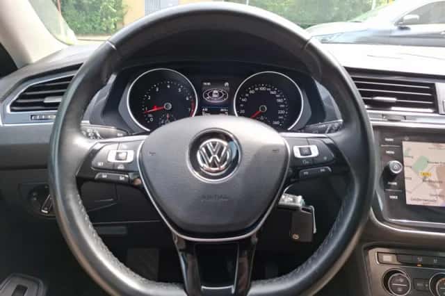 Volkswagen Tiguan (2018) thumbnail 13