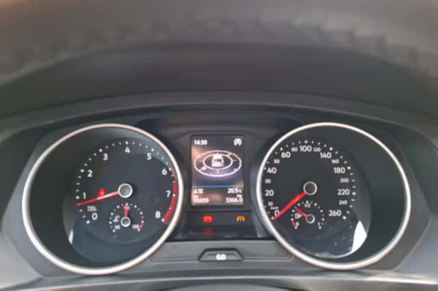 Volkswagen Tiguan (2018) thumbnail 14