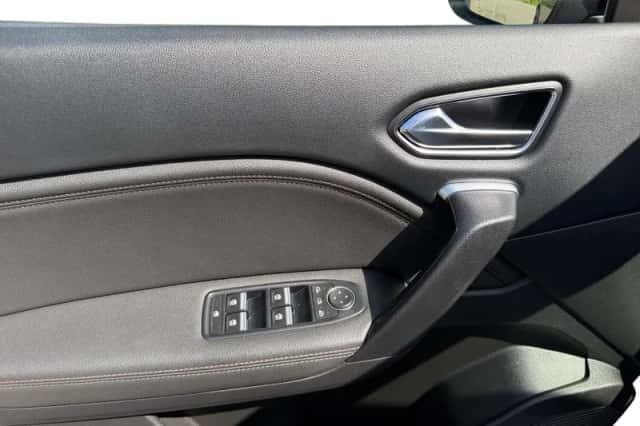Renault Captur (2021) thumbnail 10