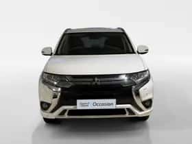 Mitsubishi Outlander (2019) thumbnail 7
