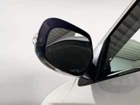 Mitsubishi Outlander (2019) thumbnail 8
