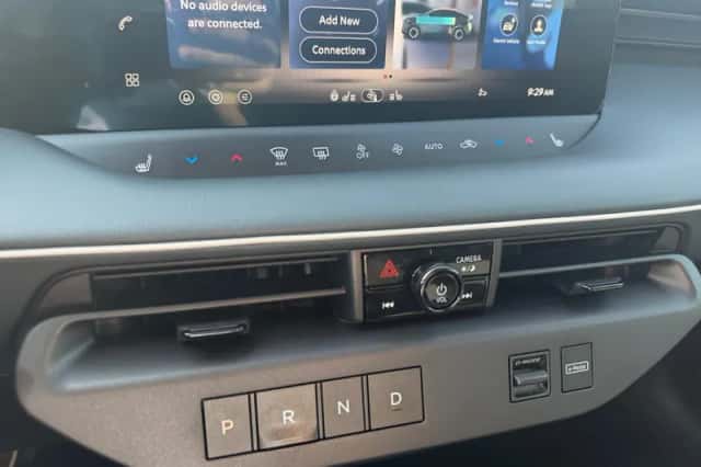 Nissan Leaf (2026) thumbnail 17