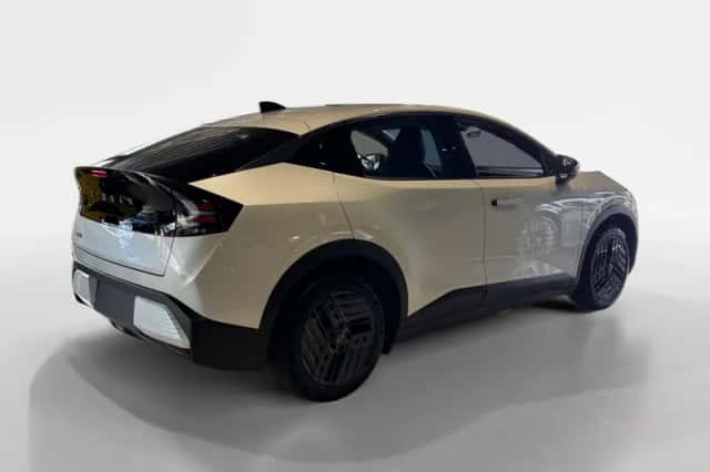 Nissan Leaf (2026) thumbnail 5