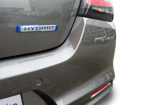 Suzuki Swift (2025) thumbnail 12