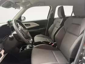 Suzuki Swift (2025) thumbnail 14