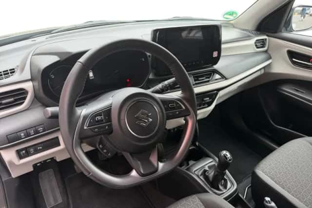 Suzuki Swift (2025) thumbnail 19