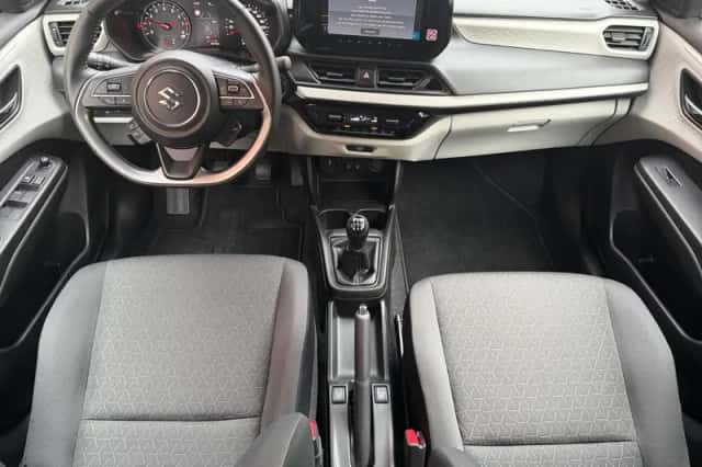 Suzuki Swift (2025) thumbnail 24