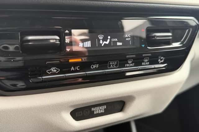 Suzuki Swift (2025) thumbnail 26