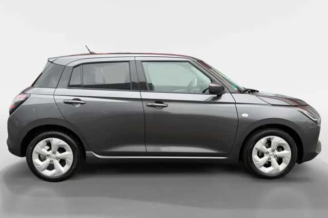 Suzuki Swift (2025) thumbnail 5