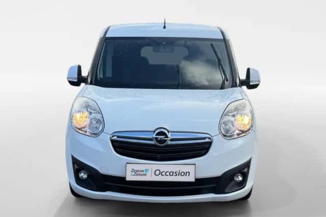 Opel Combo (2016) thumbnail 2