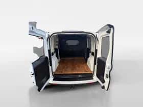 Opel Combo (2016) thumbnail 9