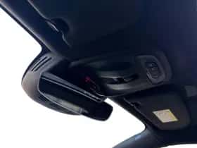 Volvo XC40 (2023) thumbnail 11