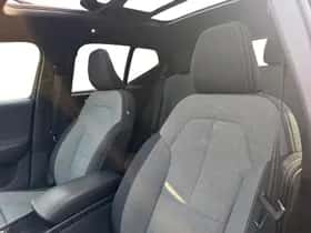 Volvo XC40 (2023) thumbnail 13
