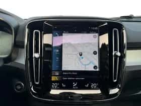 Volvo XC40 (2023) thumbnail 17