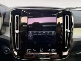 Volvo XC40 (2023) thumbnail 19