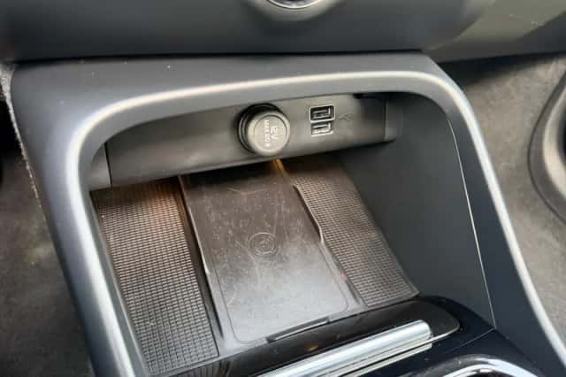 Volvo XC40 (2023) thumbnail 21