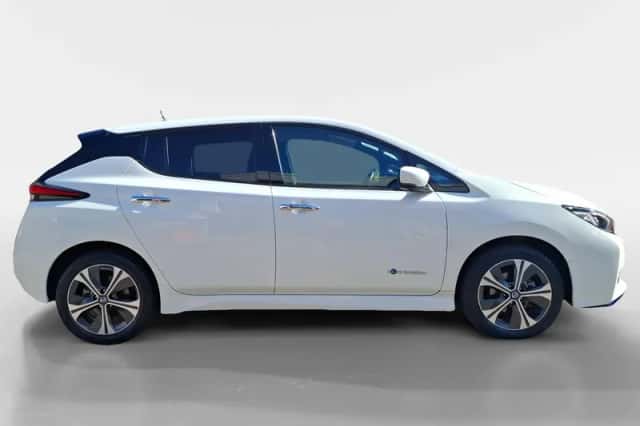 Nissan Leaf (2021) thumbnail 4
