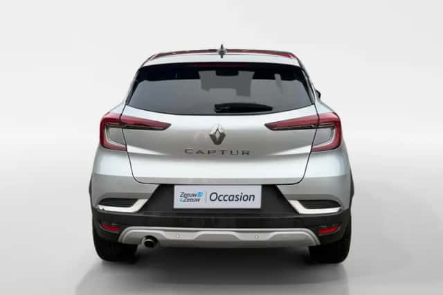 Renault Captur (2020) thumbnail 6