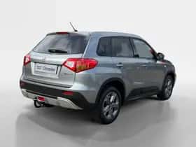Suzuki Vitara (2016) thumbnail 5