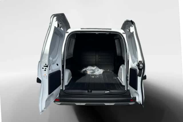 Nissan Townstar (2026) thumbnail 12