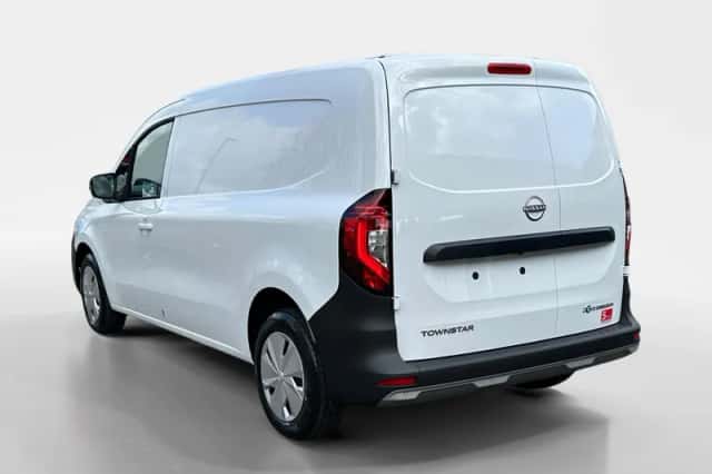 Nissan Townstar (2026) thumbnail 9