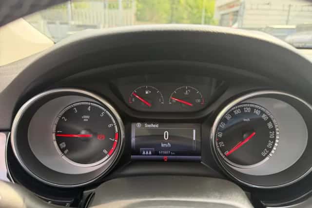 Opel Astra (2019) thumbnail 14