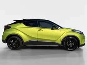 Toyota C-HR (2019) thumbnail 2