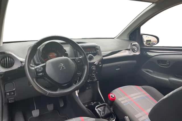 Peugeot 108 (2016) thumbnail 13
