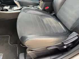 Mitsubishi Outlander (2018) thumbnail 12