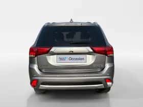 Mitsubishi Outlander (2018) thumbnail 6
