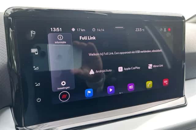 SEAT Arona (2023) thumbnail 14