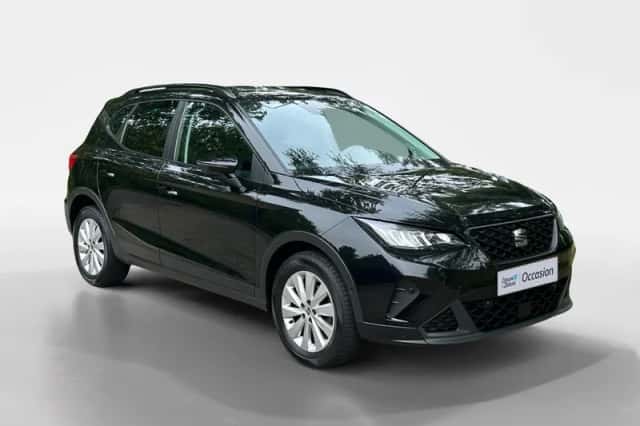 SEAT Arona (2023) thumbnail 3