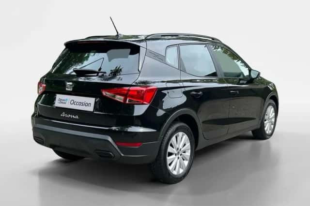 SEAT Arona (2023) thumbnail 5