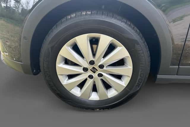 SEAT Arona (2023) thumbnail 8