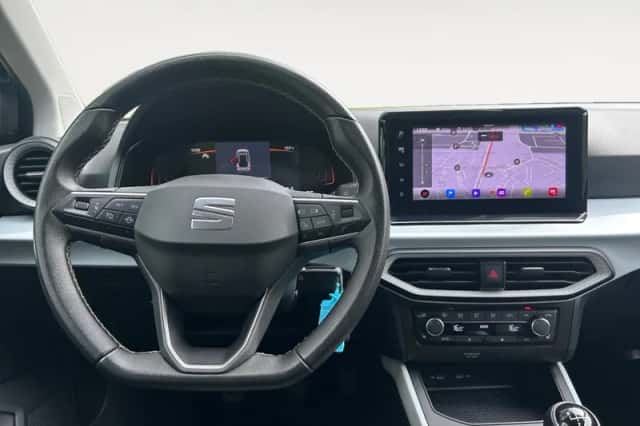 SEAT Arona (2023) thumbnail 10