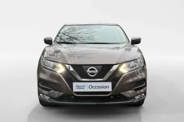Nissan Qashqai (2018) thumbnail 2