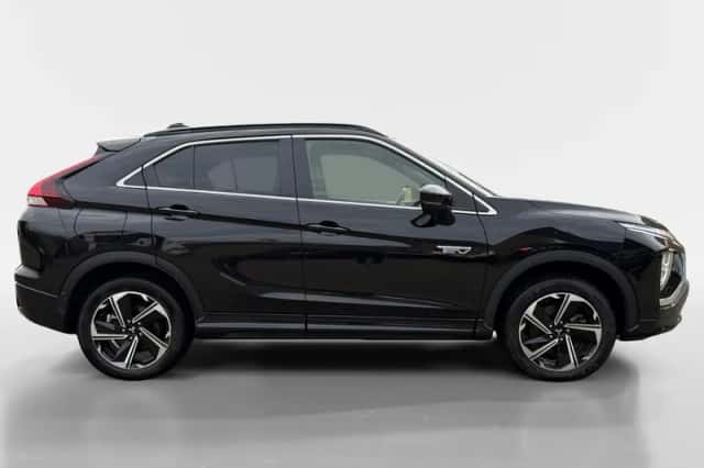 Mitsubishi Eclipse Cross (2023) thumbnail 4