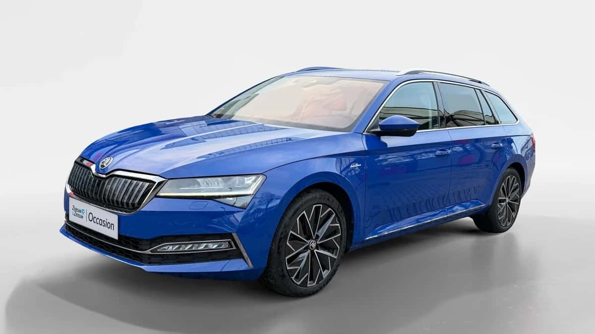 Škoda Superb (2021) — foto 1