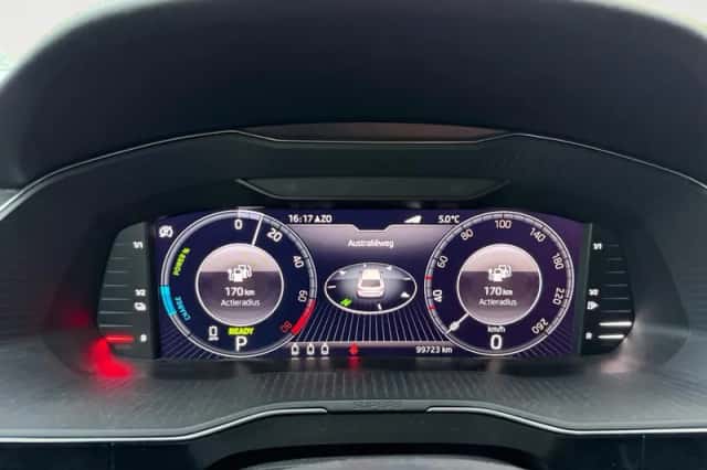 Škoda Superb (2021) thumbnail 14